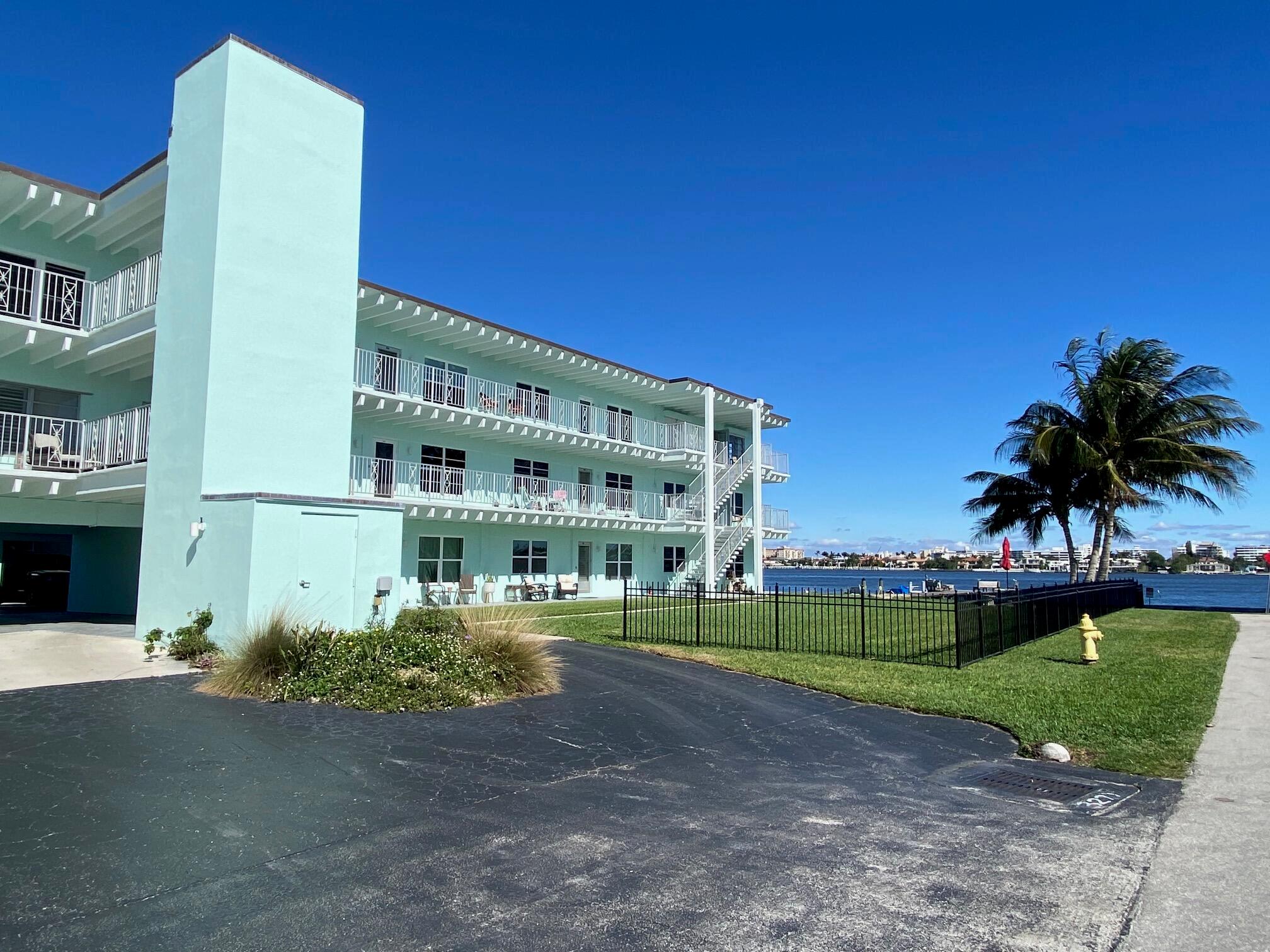 219 Lakeview 102 Avenue 102