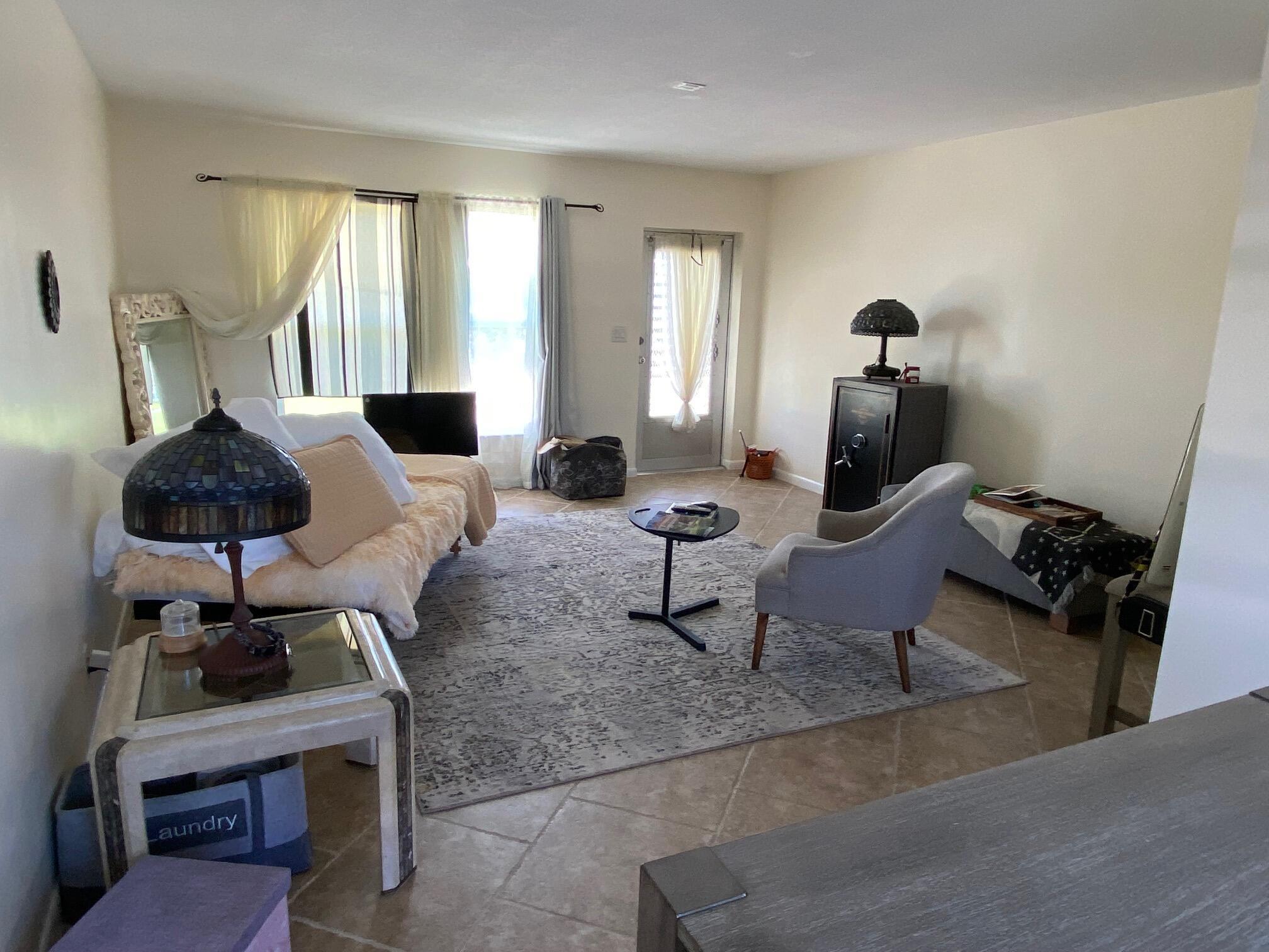 219 Lakeview 102 Avenue 102