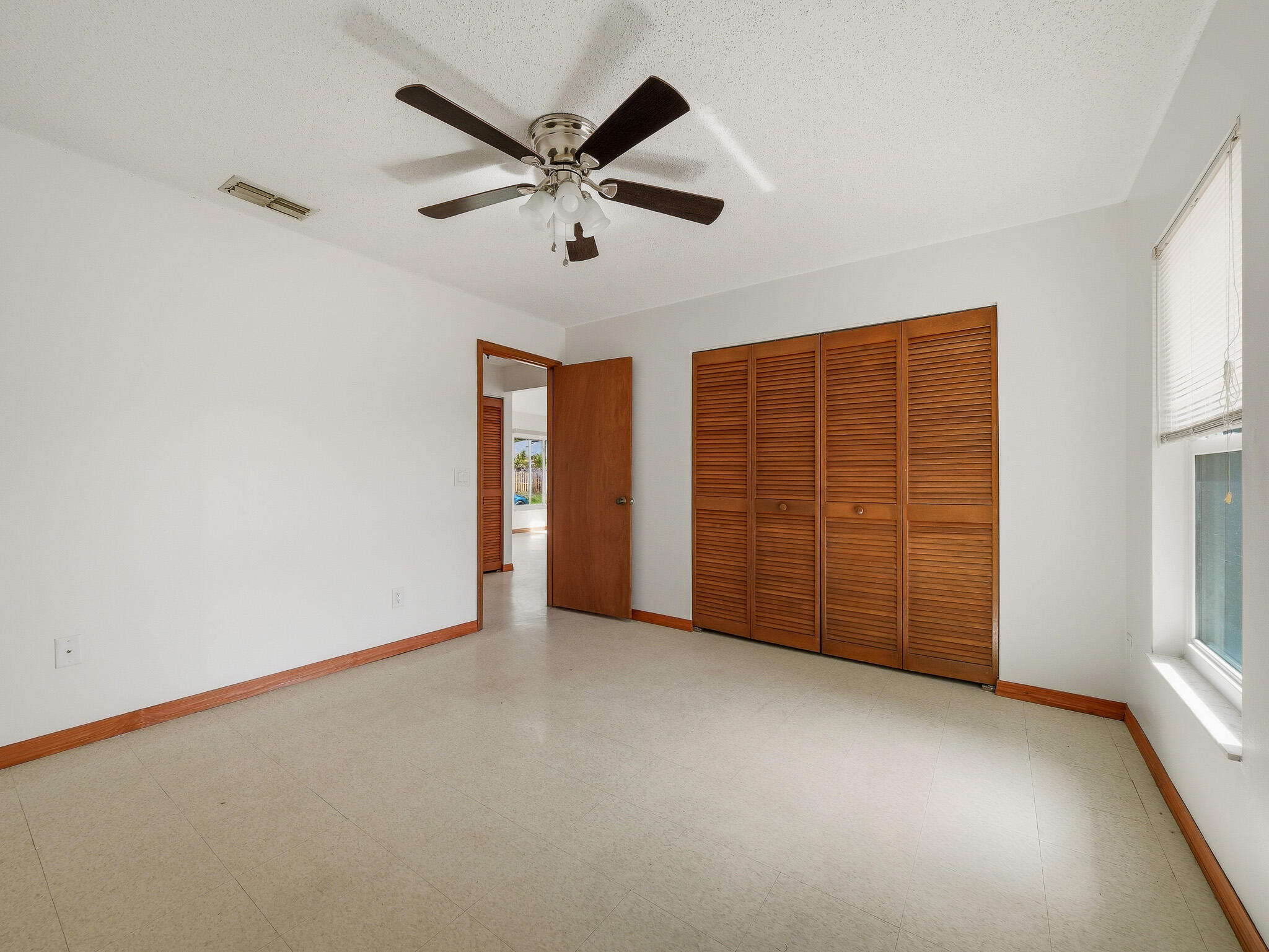 FLORIDA SHORES UNIT 5 - Residential