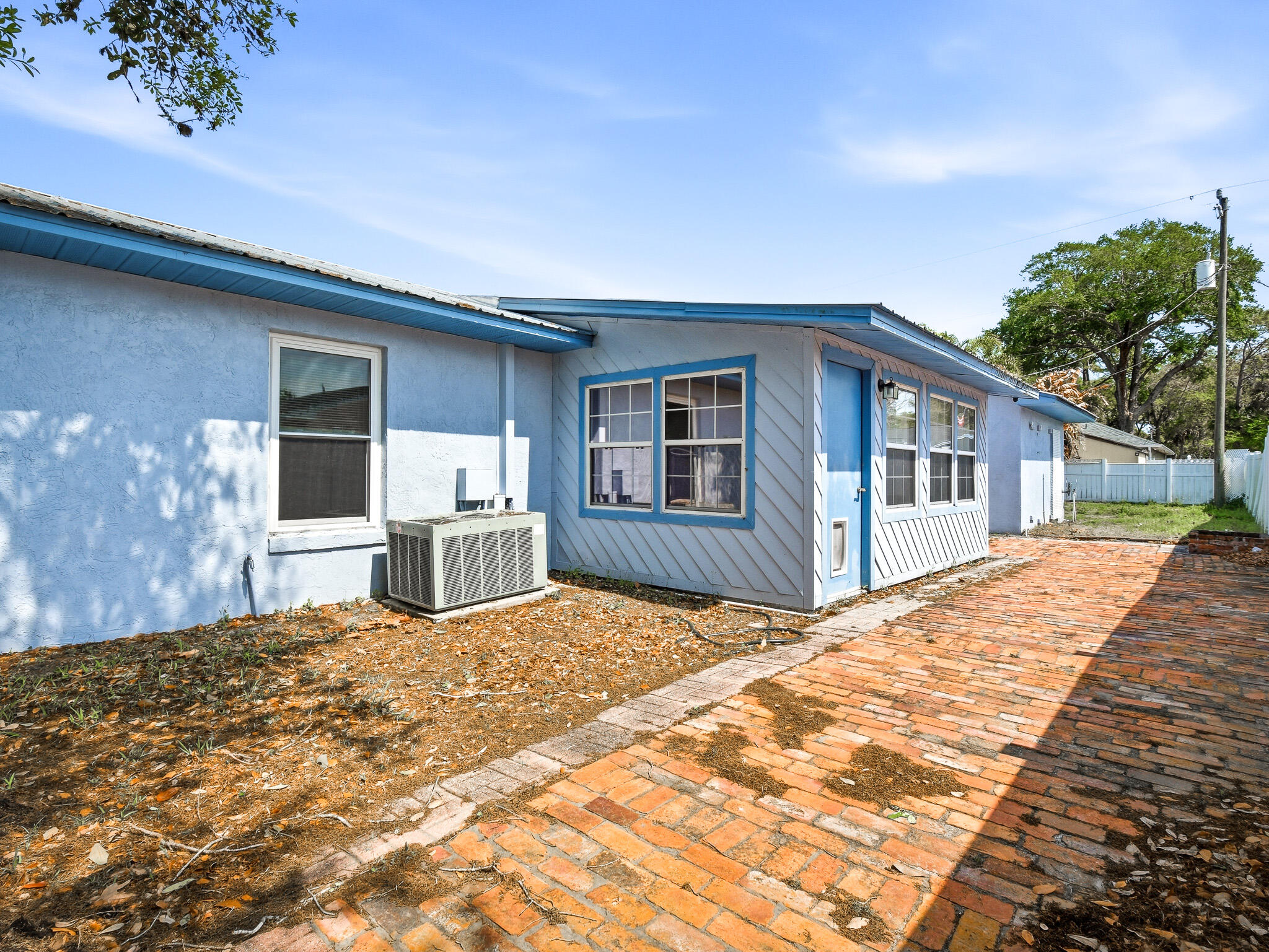 FLORIDA SHORES UNIT 5 - Residential