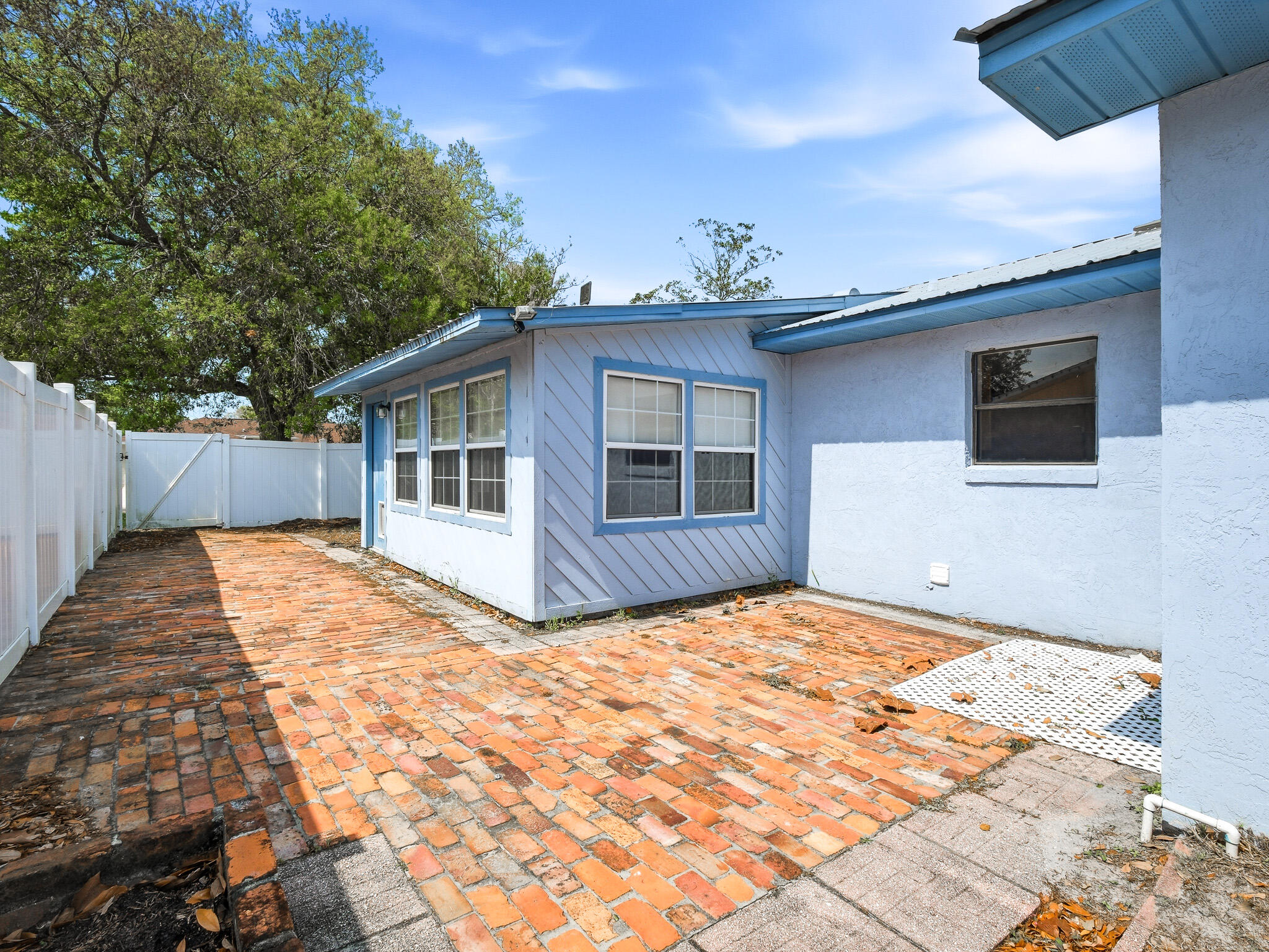 FLORIDA SHORES UNIT 5 - Residential