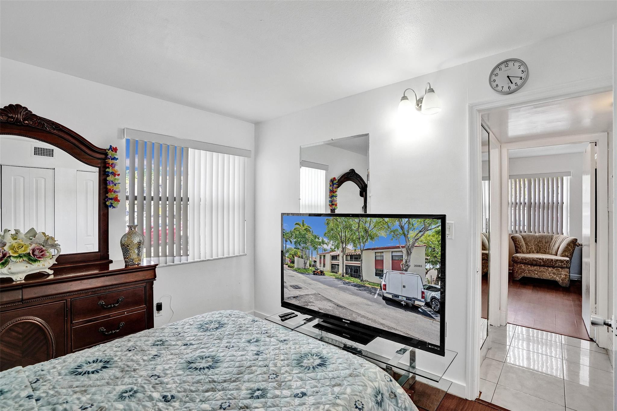 Quatraine - Residential