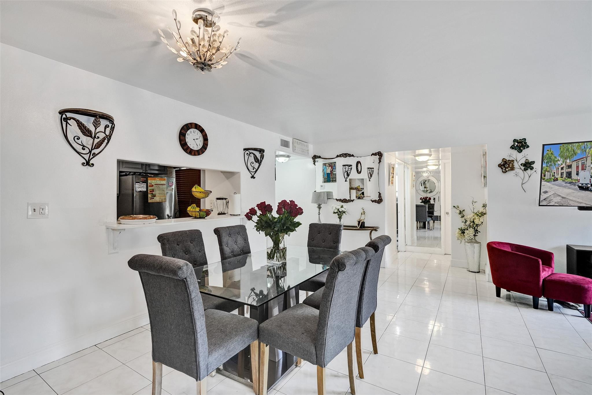 Quatraine - Residential
