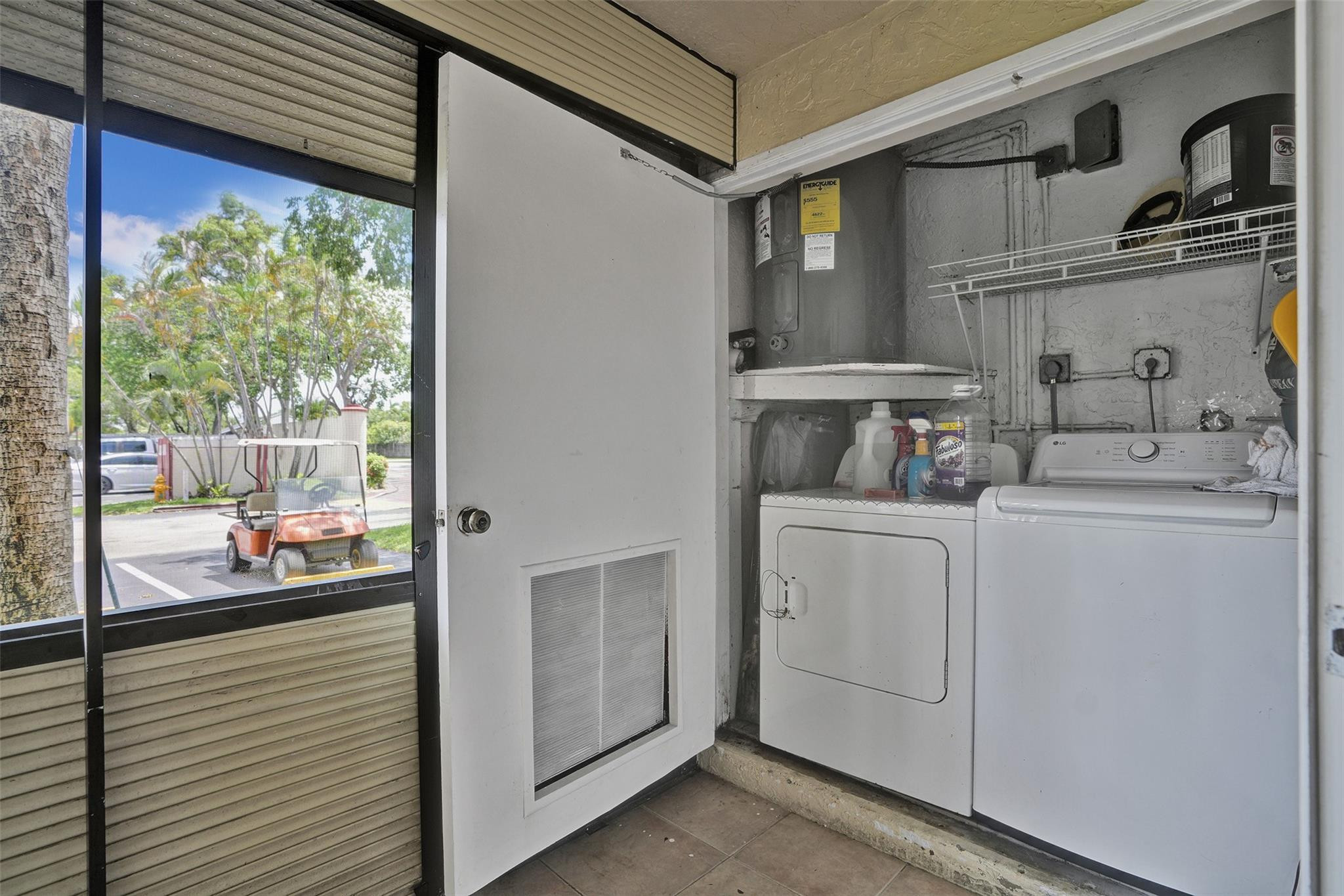 Quatraine - Residential