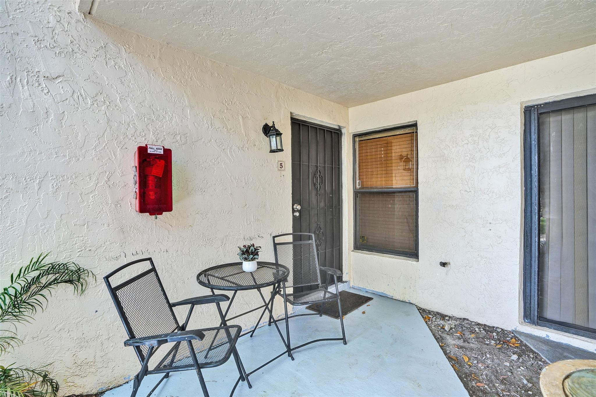Quatraine - Residential