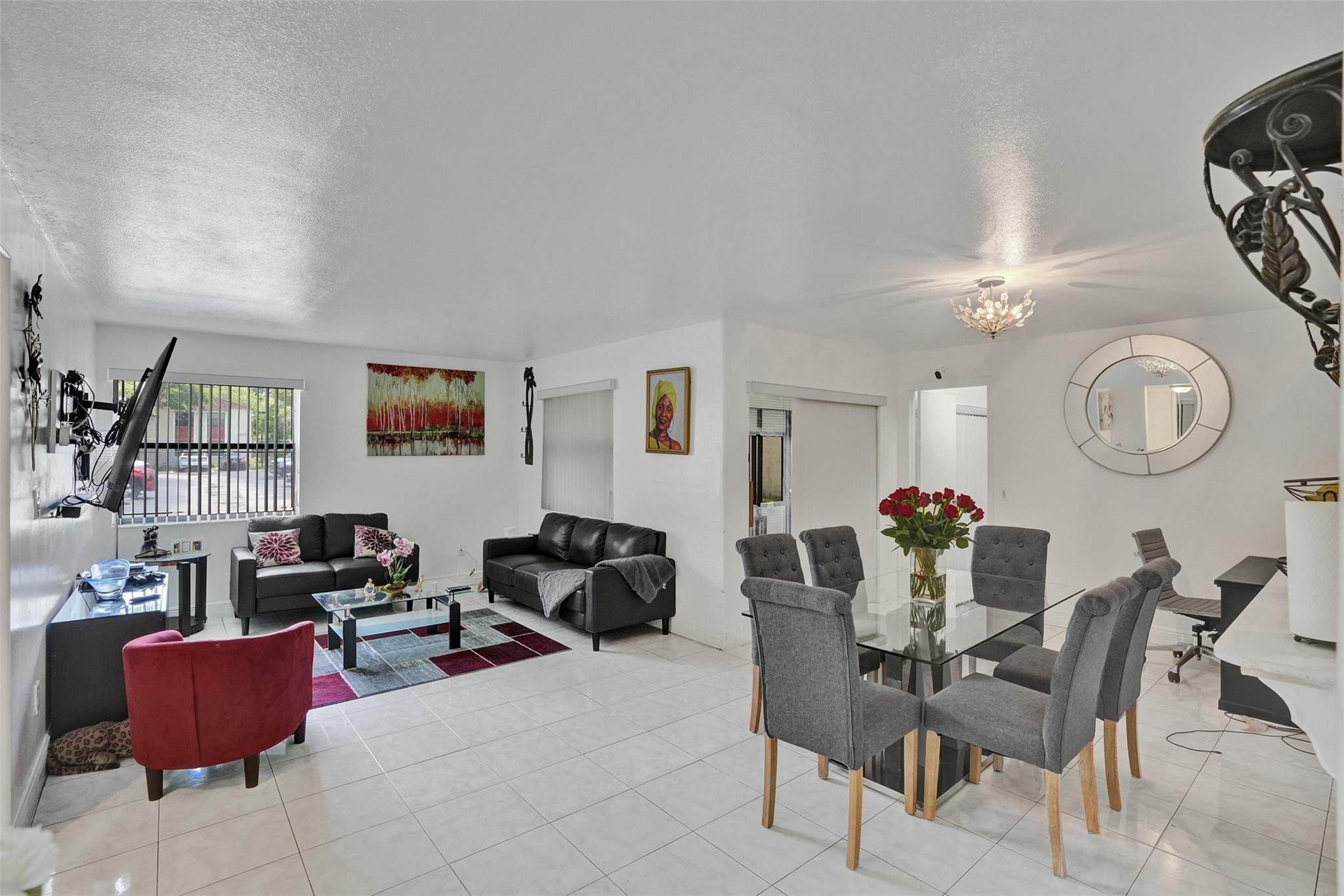 Quatraine - Residential