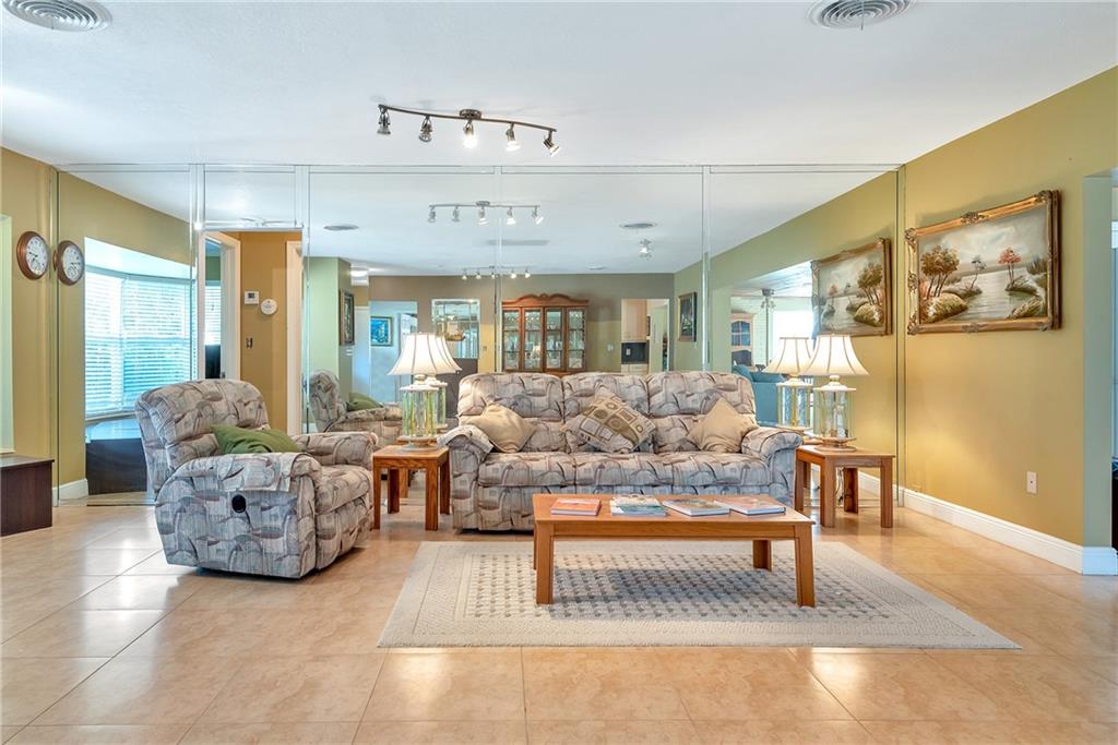 Venetian Isles 2nd Sec 45 - Residential