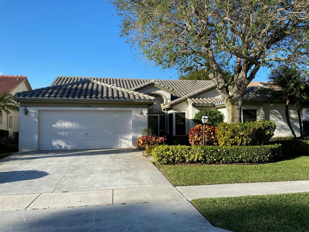 Photo of 3933 Summer Chase Court Ct, Lake Worth Beach, FL 33467 (MLS # R10781472)