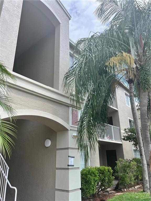 5065 Wiles Rd 203