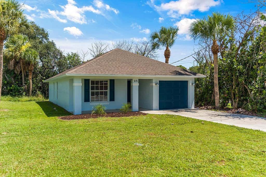 Photo of 216 13th Street SW, Vero Beach, FL 32962 (MLS # B26063928)