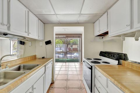 Condominium in Lauderhill FL 3670 Inverrary Drive Dr 12.jpg