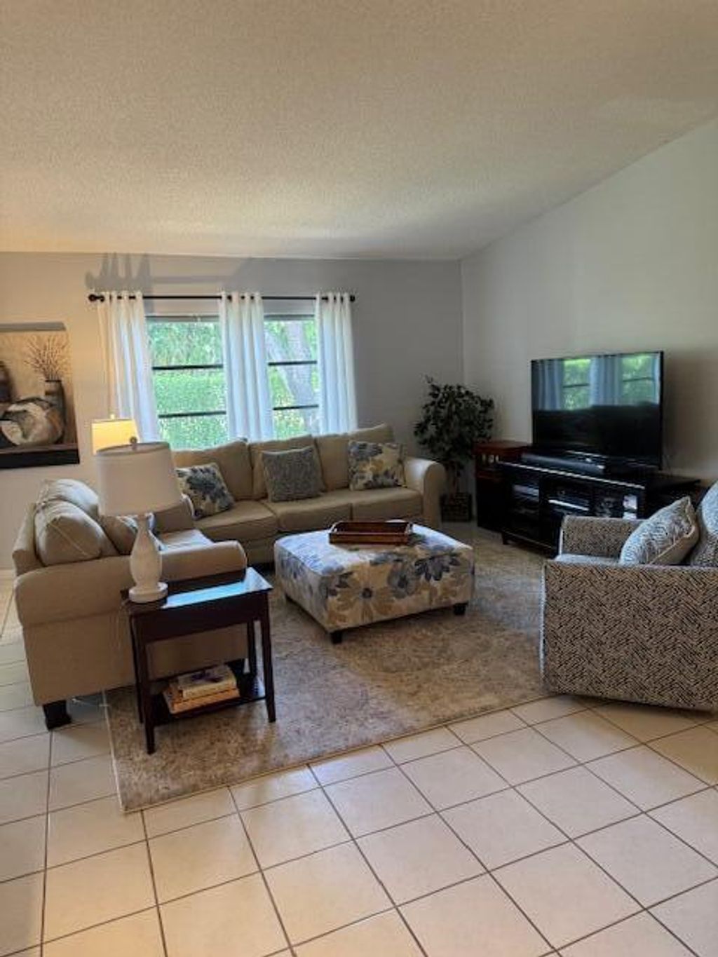 Photo of 8025 Whispering Palm Drive, Boca Raton, FL 33496 (MLS # R11168580)