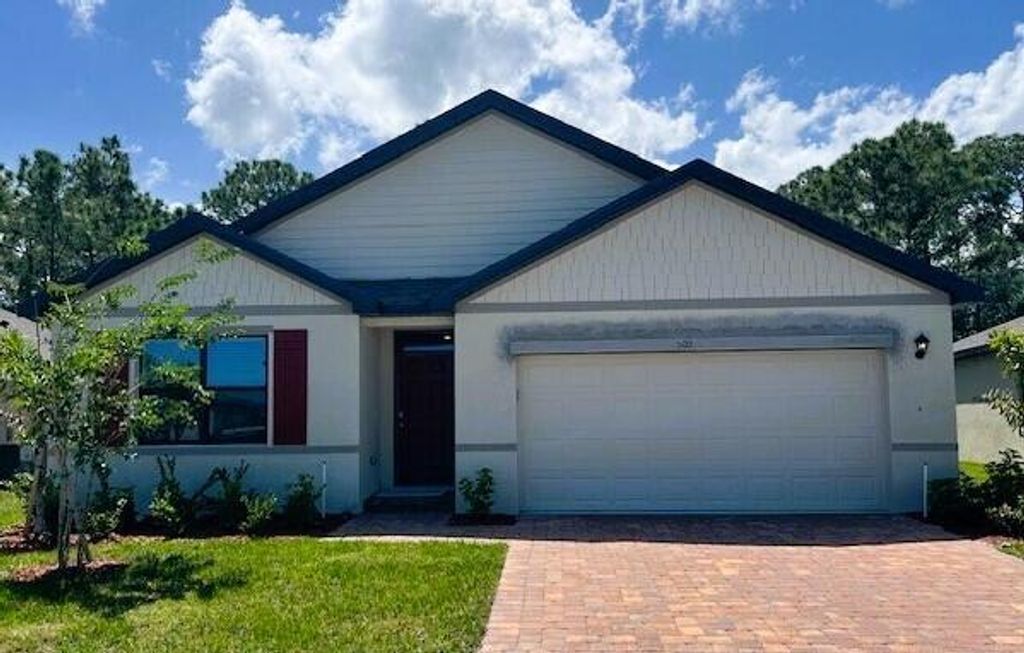 Photo of 505 Sea Spray Drive, Fort Pierce, FL 34945 (MLS # R11036416)