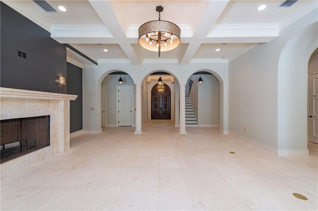 SUNSHINE RANCHES - Residential