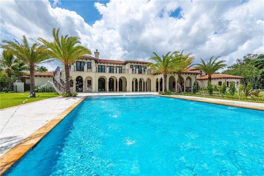 SUNSHINE RANCHES - Residential