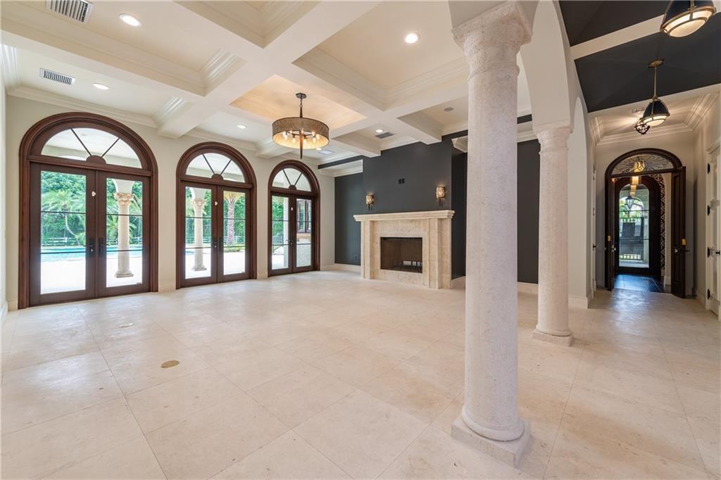 SUNSHINE RANCHES - Residential