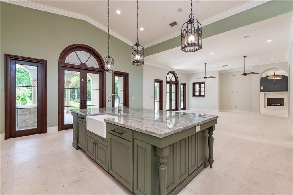 SUNSHINE RANCHES - Residential