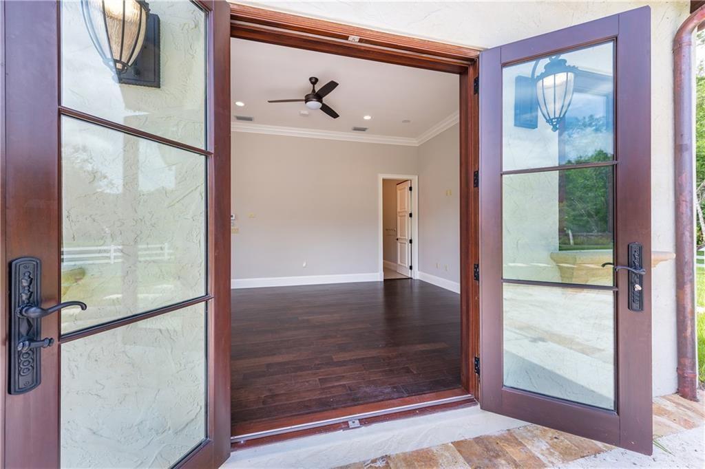 SUNSHINE RANCHES - Residential