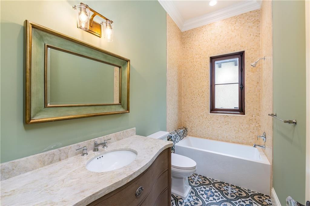 SUNSHINE RANCHES - Residential