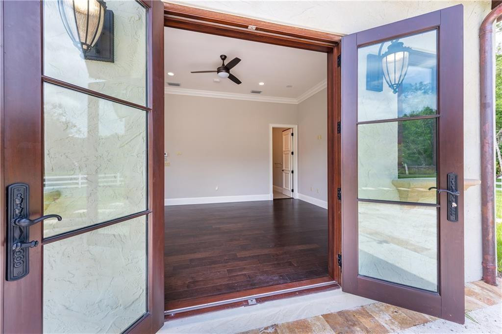 SUNSHINE RANCHES - Residential