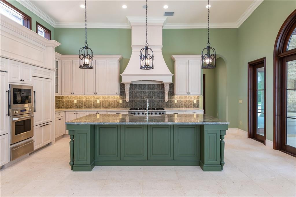 SUNSHINE RANCHES - Residential