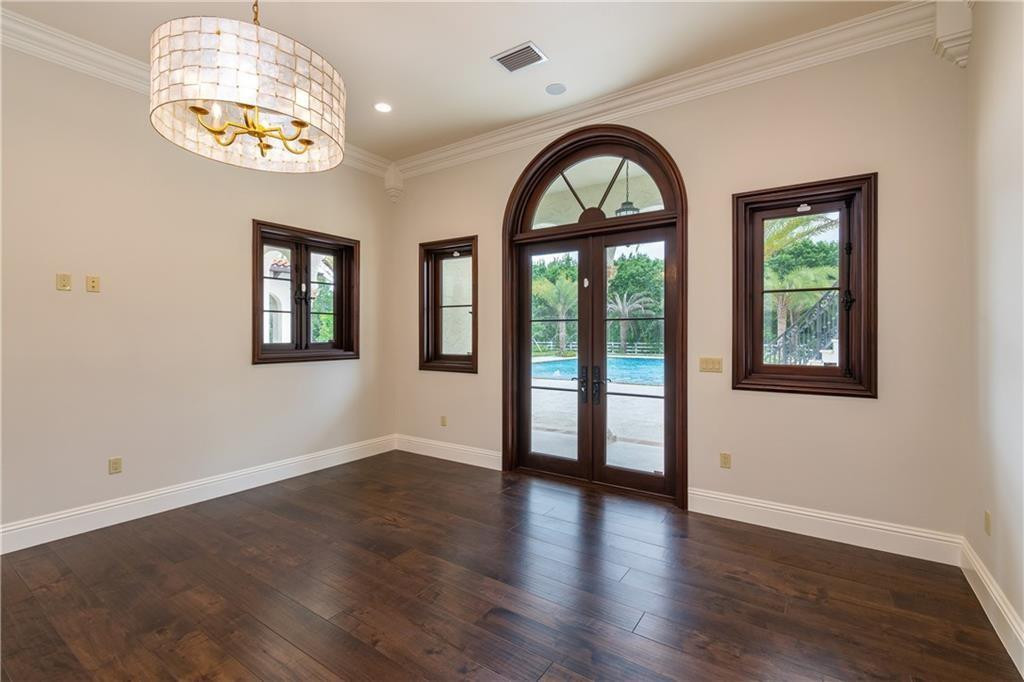 SUNSHINE RANCHES - Residential