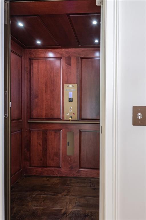 SUNSHINE RANCHES - Residential