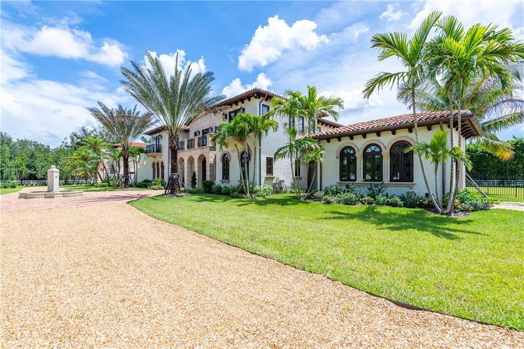 SUNSHINE RANCHES - Residential