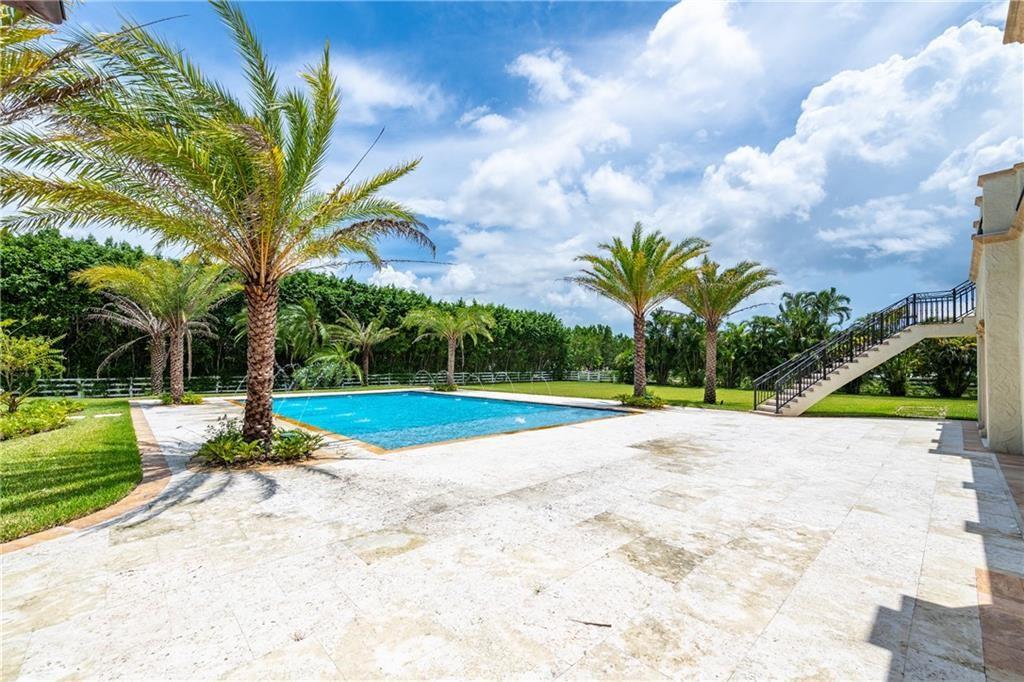 SUNSHINE RANCHES - Residential