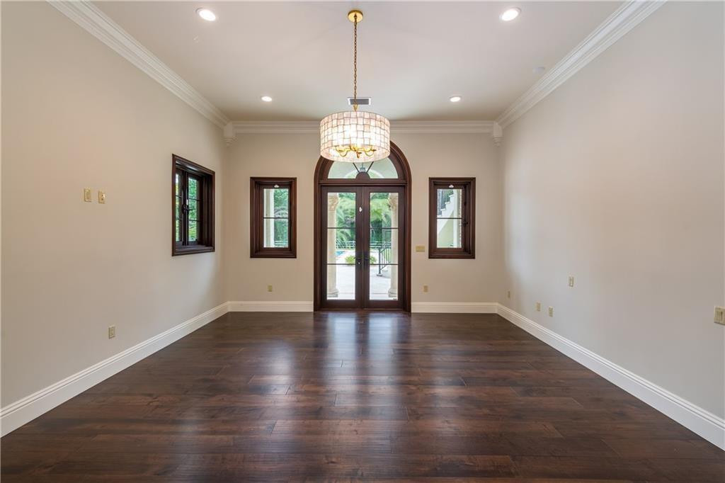 SUNSHINE RANCHES - Residential