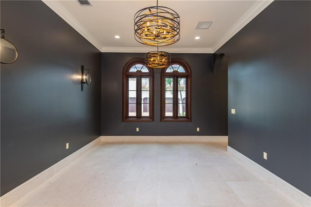 SUNSHINE RANCHES - Residential