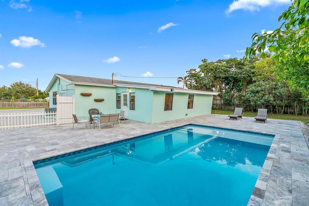 Photo of 816 Juniper Drive, North Palm Beach, FL 33408 (MLS # R10861754)