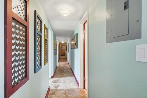 Tiny photo for 4501 E COUNTRY CLUB Circle, Plantation, FL 33317 (MLS # B26085881)