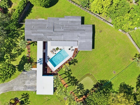 Tiny photo for 4501 E COUNTRY CLUB Circle, Plantation, FL 33317 (MLS # B26085881)
