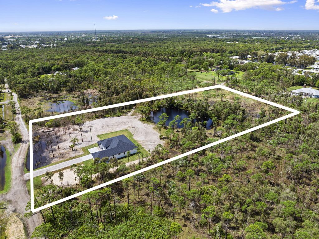 Photo of 2565 Dyer Road, Port Saint Lucie, FL 34952 (MLS # B26018205)