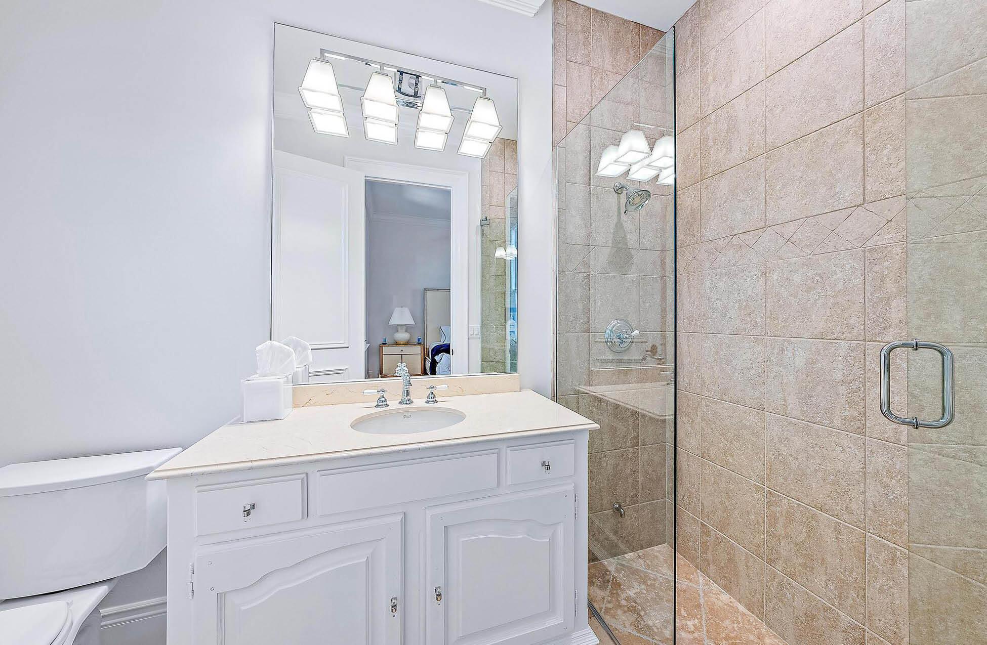 OLD PORT VILLAGE 1 - Residential