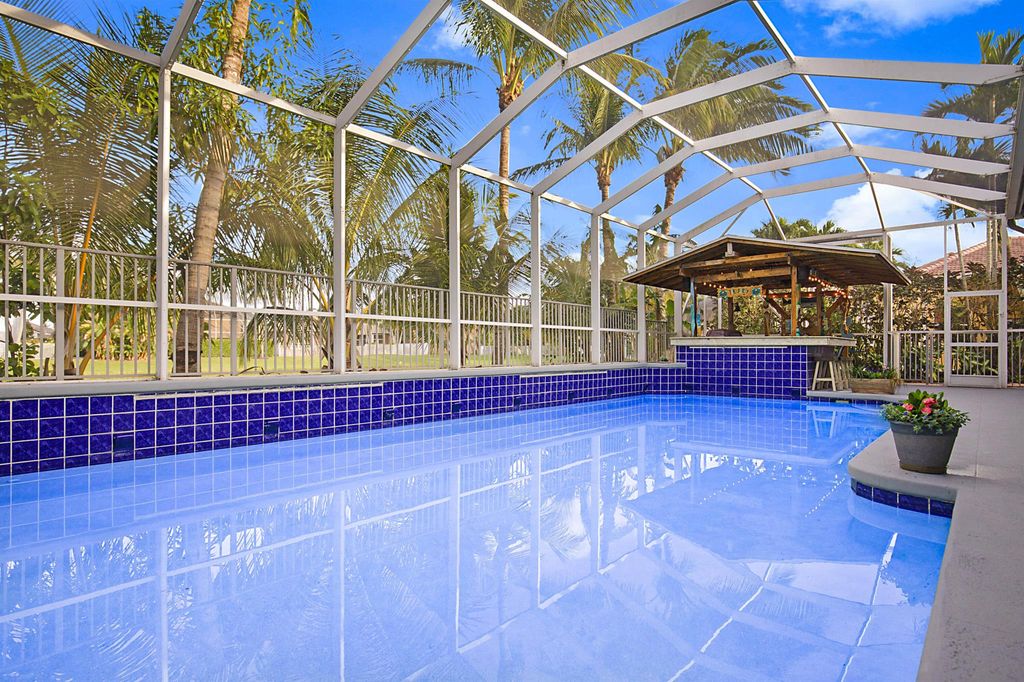 Photo of 6850 Finamore Circle, Lake Worth, FL 33467 (MLS # R10940354)