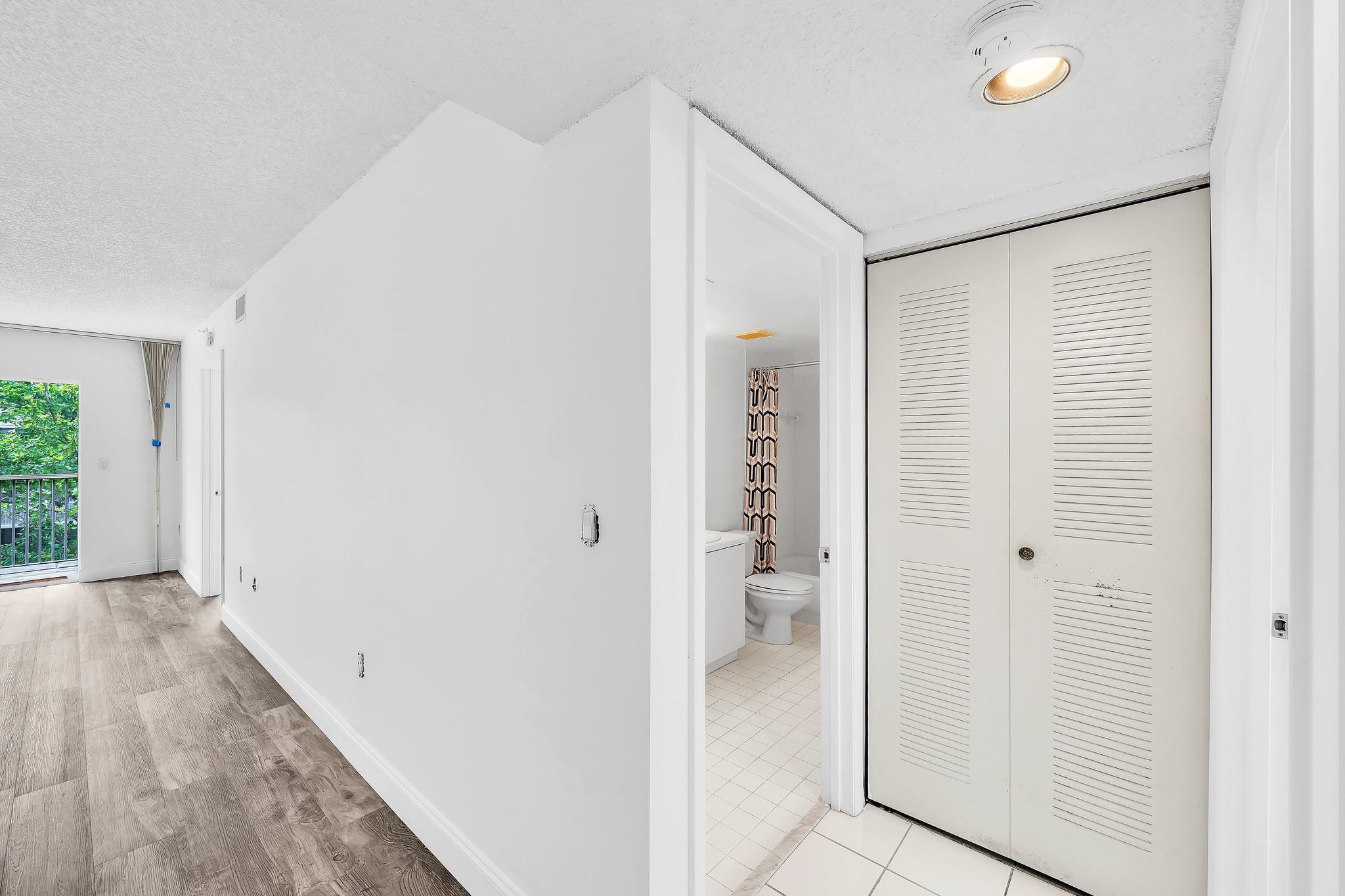 Weldon Condo K - Residential Lease