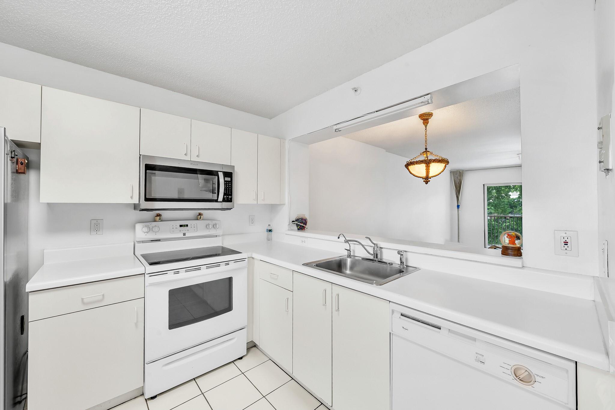 Weldon Condo K - Residential Lease