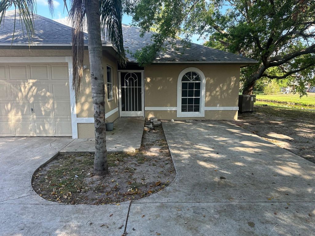 Photo of 1292 The 12th Fairway #A, Wellington, FL 33414 (MLS # B26008305)