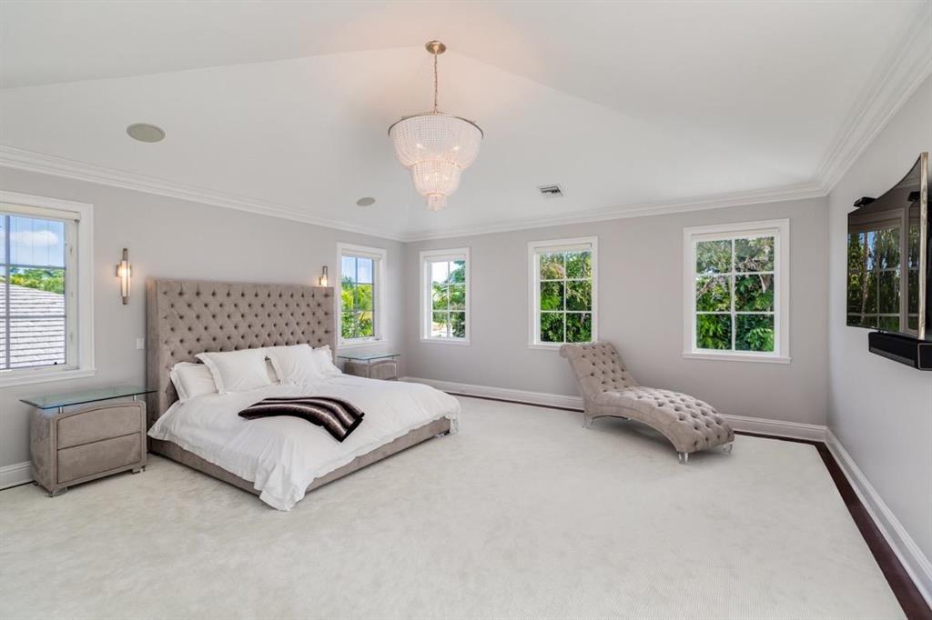 ROYAL PALM YACHT & COUNTR - Residential