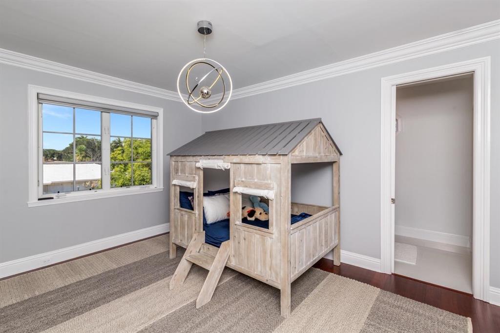 ROYAL PALM YACHT & COUNTR - Residential