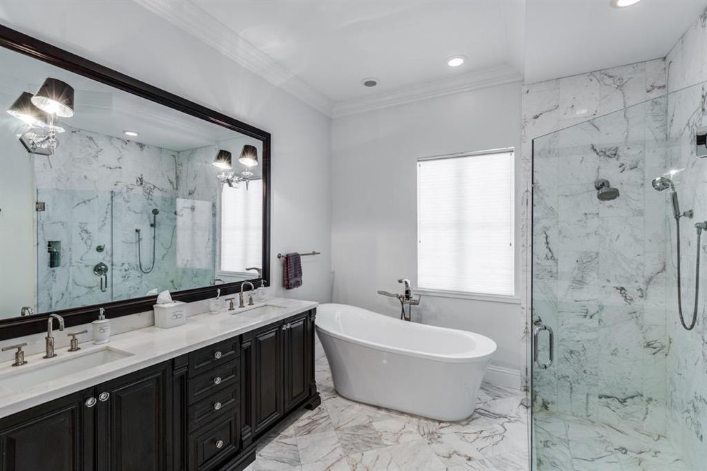 ROYAL PALM YACHT & COUNTR - Residential