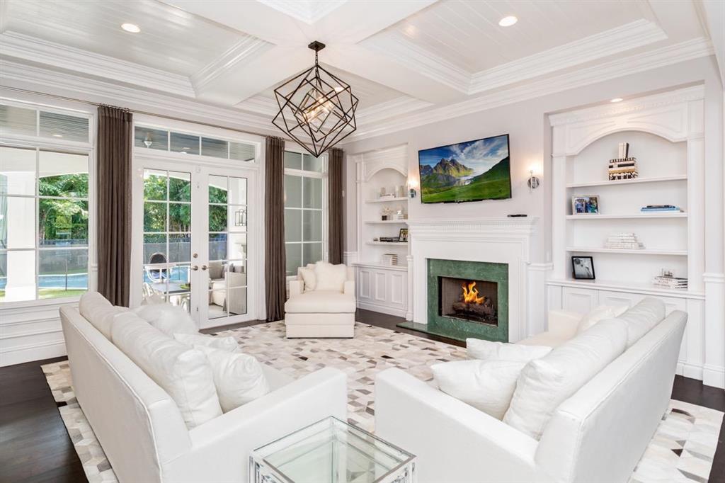 ROYAL PALM YACHT & COUNTR - Residential