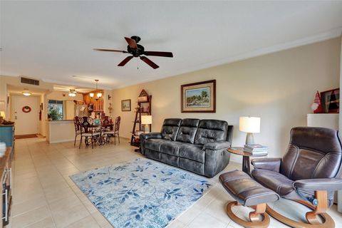 A home in Deerfield Beach