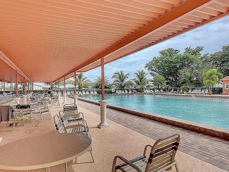 GUILDFORD AT CENTURY VI - Residential