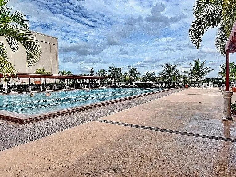 GUILDFORD AT CENTURY VI - Residential