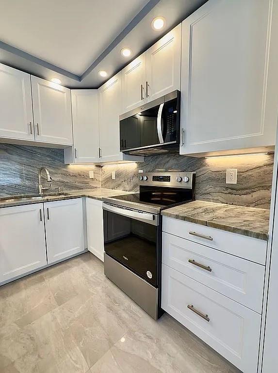 GUILDFORD AT CENTURY VI - Residential