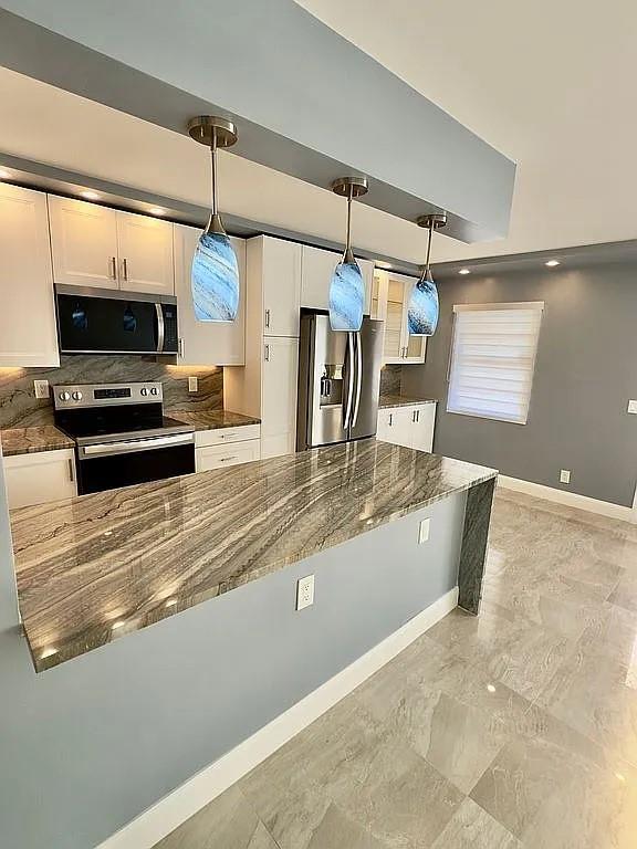 GUILDFORD AT CENTURY VI - Residential