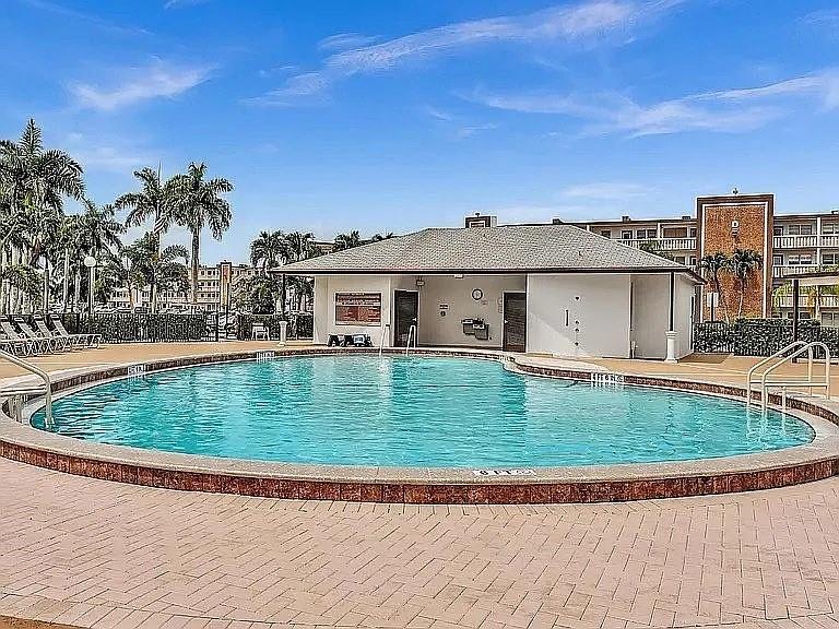 GUILDFORD AT CENTURY VI - Residential